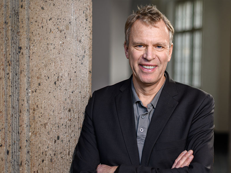 Prof. Dr. Wolfgang Maennig Prof. Dr. Wolfgang Maennig